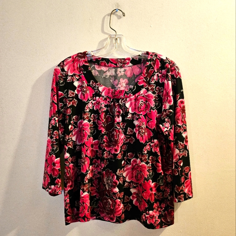 Dark Rose Floral Blouse | Size Medium